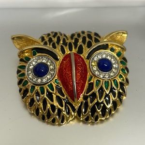 Beautiful owl lapel brooch